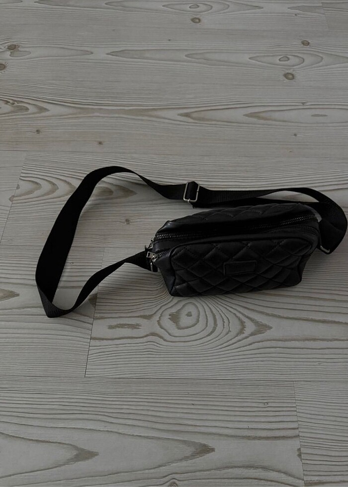 Asklı siyah çanta - Görsel 2