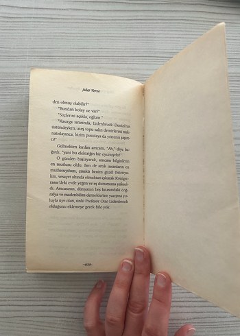 Jules Verne - Dünyanın Merkezine Seyahat - Görsel 6