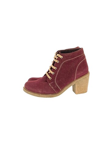 PreLoved Bot %70 İndirimli.