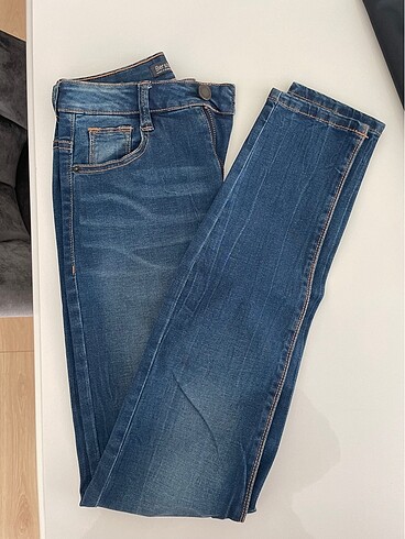 BERSHKA yüksel bel skinny kot