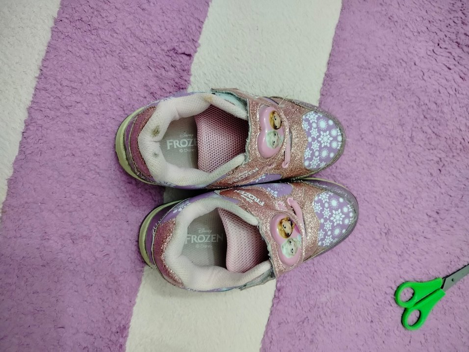 Kız Çocuk Pembe Baskılı Frozen Spor Ayakkabı - Görsel 2