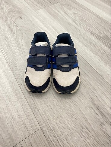 Adidas Erkek çocuk ayakkabısı