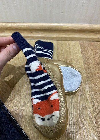 Erkek Çocuk Altın Renkli Baskılı Çorap - Görsel 2