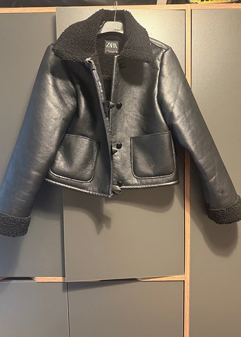 Zara Siyah Deri Kadın Ceket
