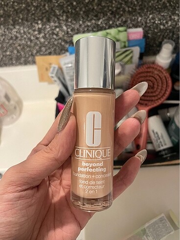 Clinique beyond perfecting