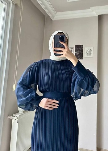 Lacivert Piliseli Uzun Kollu Uzun Elbise - Görsel 2