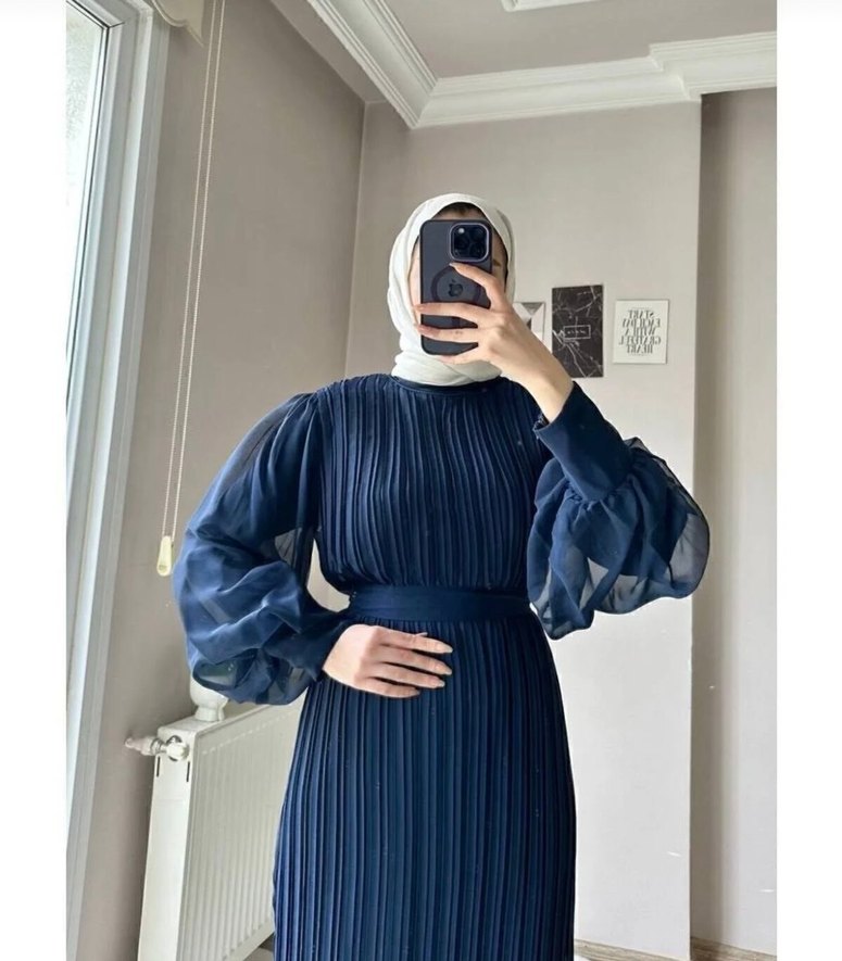 Lacivert Piliseli Uzun Kollu Uzun Elbise - Görsel 2