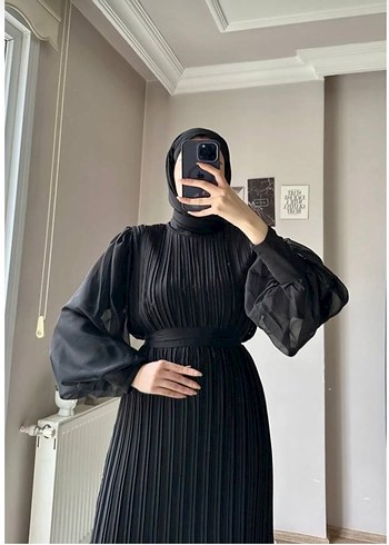 Uzun Piliseli Siyah Gotik Elbise - Görsel 2