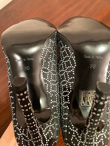 39 Beden Siyah stiletto