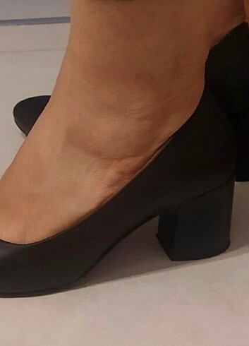 Polaris Topuklu Siyah Ayakkabı