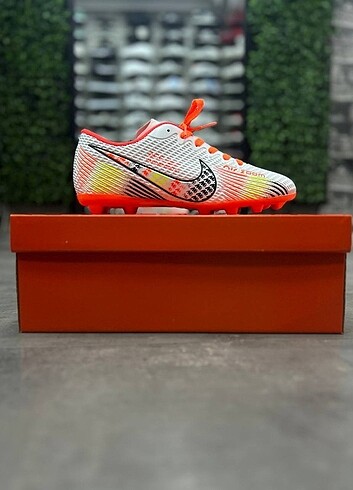 NIKE AIR ZOOM KRAMPON İTHAL MALZEME ÖZEL KUTULU GÖNDERİM FUSP