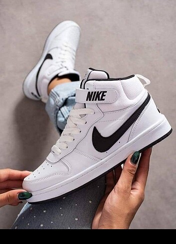 Nike blazer tam kalıp orjinal kutusunda orjinal taşıma poşet