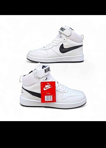 40 Beden beyaz Renk Nike blazer tam kalıp orjinal kutusunda orjinal taşıma poşet