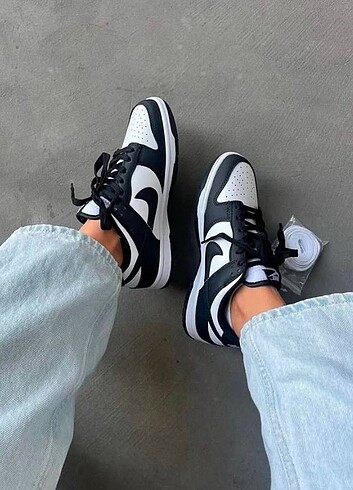 41 Beden siyah Renk Nike Dunk Low Panda 36 37 38 39 40 41 42 43 44 mevcut ? A k