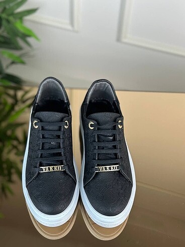 Vakko sneaker