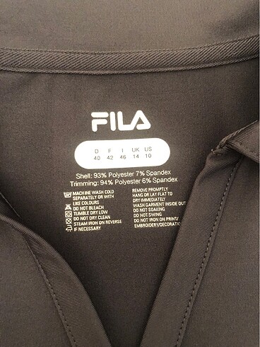 42 Beden gri Renk Orijinal Fila , gri kısa kol yakalı spor tshirtü , yandan büzgül