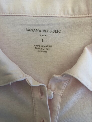 l Beden pembe Renk Banana Republic , pembe polo yaka tişört