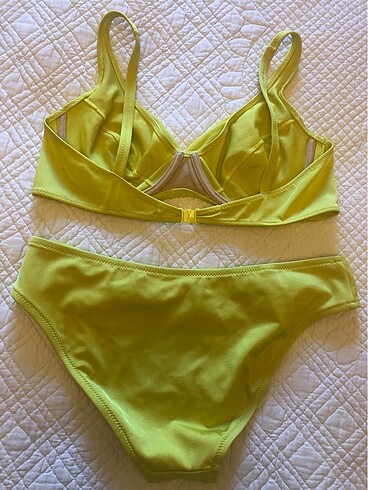 42 Beden sarı Renk Anna Club by La Perla limon sarısı drapeli bikini