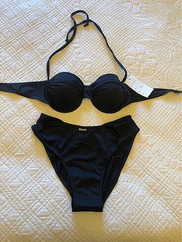 La Playa, İtalyan malı,yeni etiketli siyah bikini