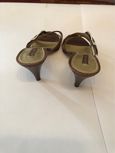 38,5 Beden Nine West kahve lezar topuklu terlik