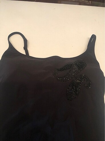 Gideon Oberson , siyah işlemeli şık mayo - Görsel 3