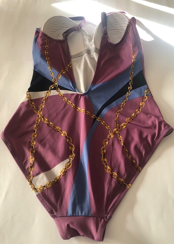 Hené Jolie , çok renkli mayo - Görsel 4