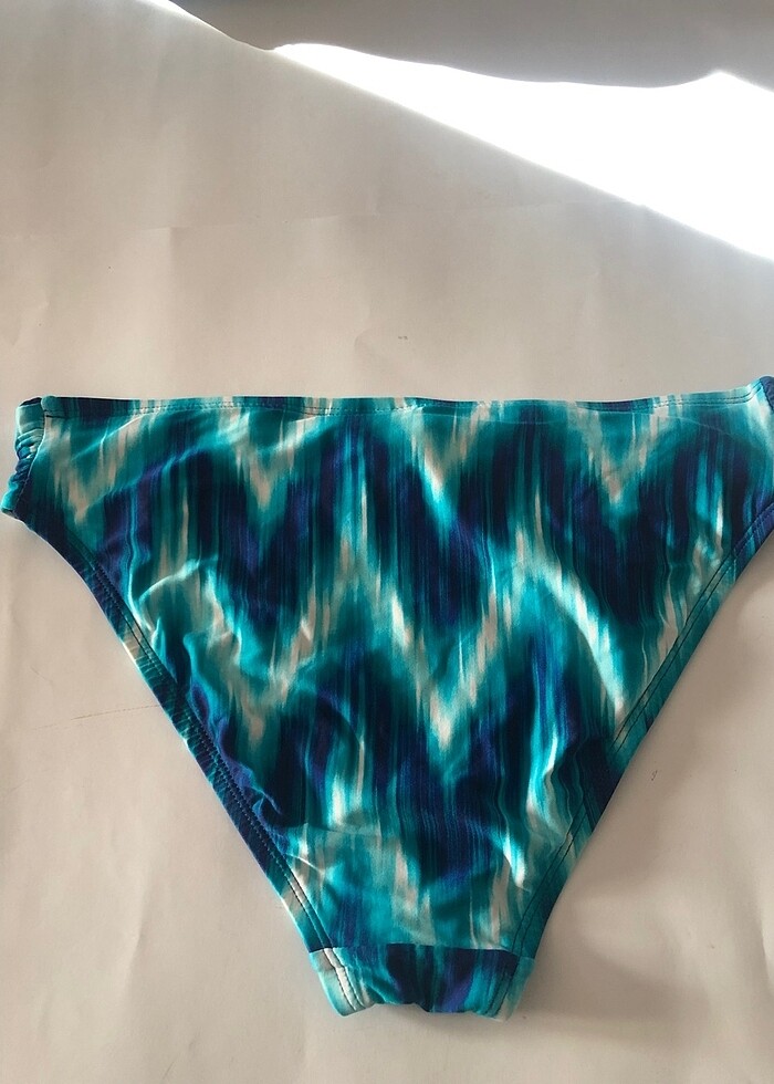 La Bianca türkuaz fonlu çeşitli renkli bikini - Görsel 3