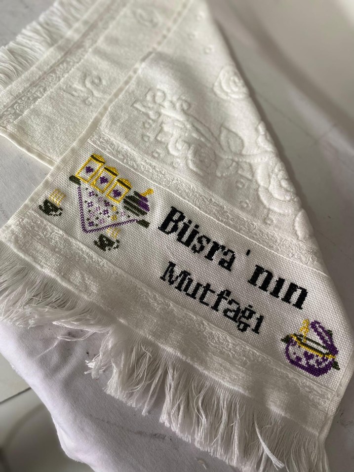 Nakışlı Beyaz Mutfak Havlusu - Görsel 2