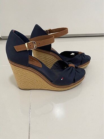 Tommy Hilfiger Sandalet