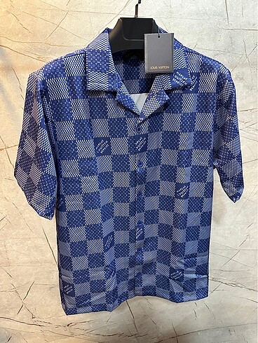 Louis Vuitton Louis Vuitton