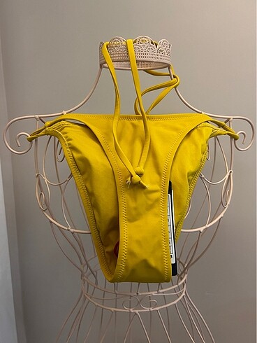 36 Beden sarı Renk Trendyol etiketli bikini