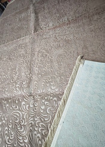 bej çiçek Desenli Halı 150x250 cm sıfır kaliteli ürün bej zemin