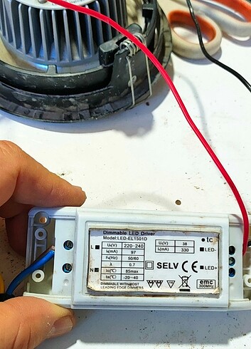 LED trafosu 58.9 halojen ampul LED için 