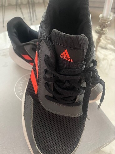 Adidas spor ayakkabı