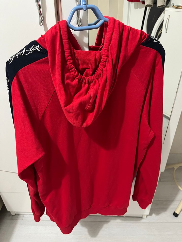 Kırmızı Kapüşonlu Erkek Sweatshirt - Görsel 2