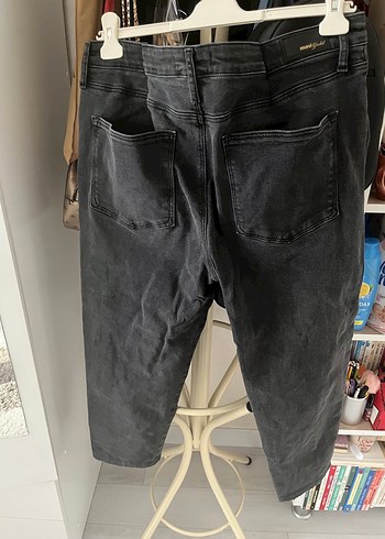 Gri Kemerli Kadın Denim Pantolon - Görsel 2