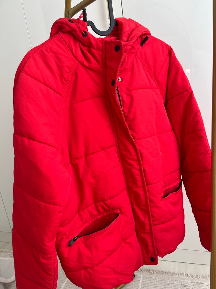 Kırmızı Fermuarlı Kadın Mont - Görsel 3