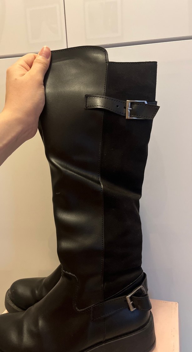 Siyah Deri Tokalı Dizüstü Gotik Bot - Görsel 3