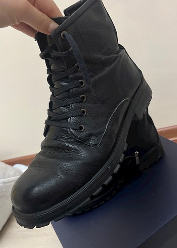 Erkek bot - Görsel 2