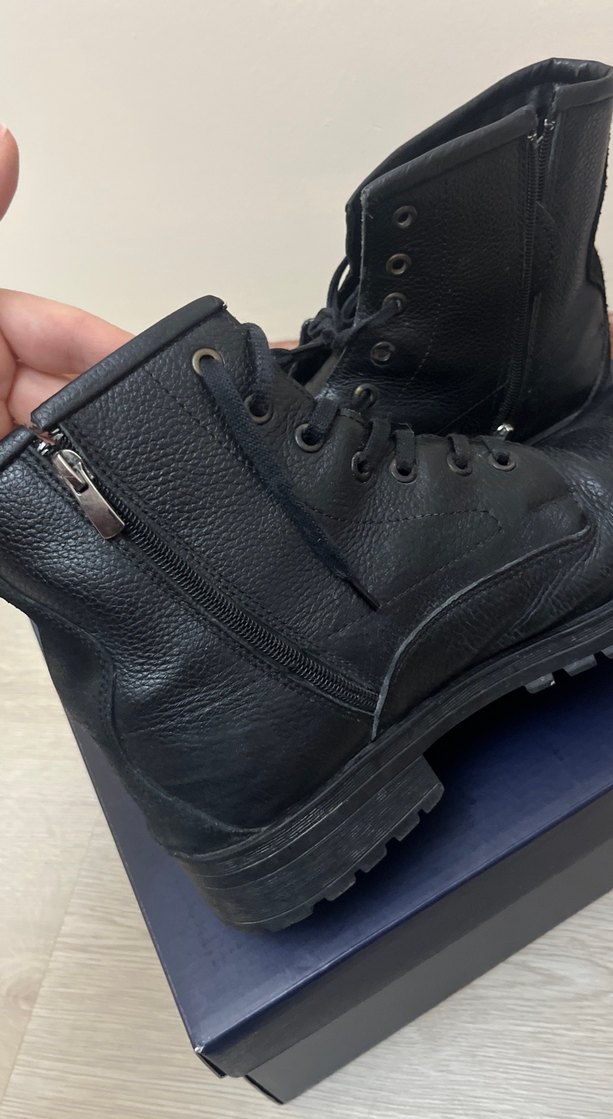 Erkek bot - Görsel 3