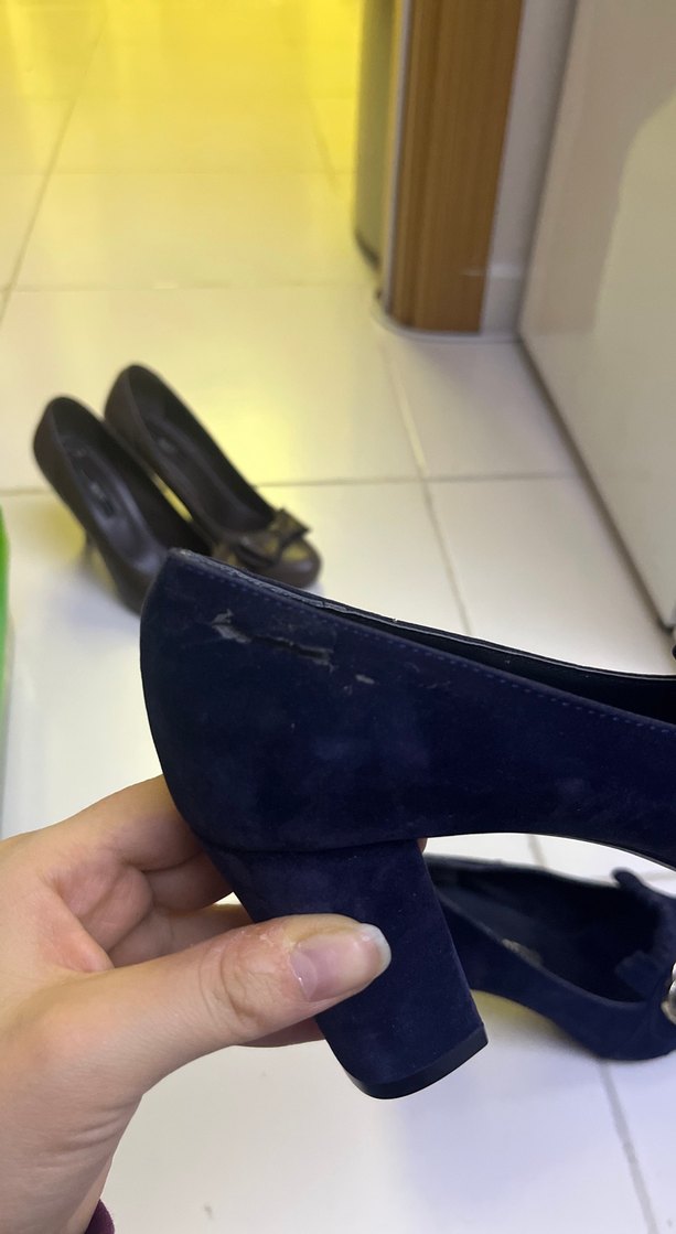 Koyu Mavi Süet Tokalı Klasik Topuklu Ayakkabı - Görsel 4