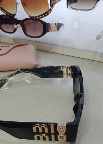 Miu Miu Miu Miu Siyah Kadın Güneş Gözlüğü