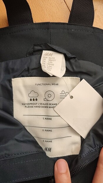 H&M Yağmur pantolonu