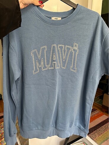 Mavi sweat