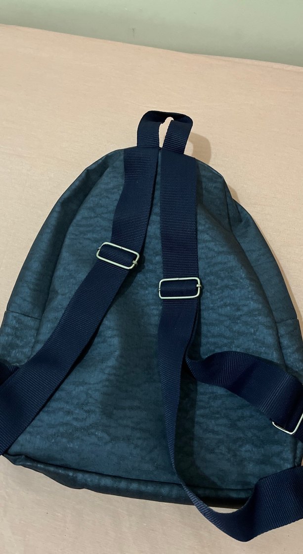 Lacivert sırt çantası - Görsel 4