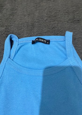 Mavi Yüksek Yakalı Kadın Atlet - Görsel 2