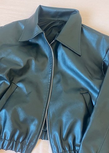 Siyah Parlak Deri Kadın Ceket - Görsel 2