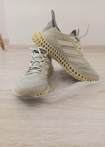 Adidas ürünü