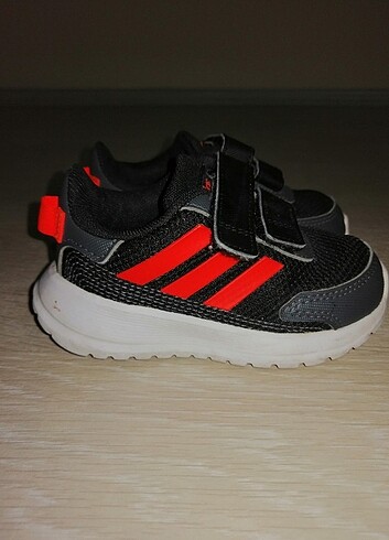 Adidas bebek spor ayakkabı 