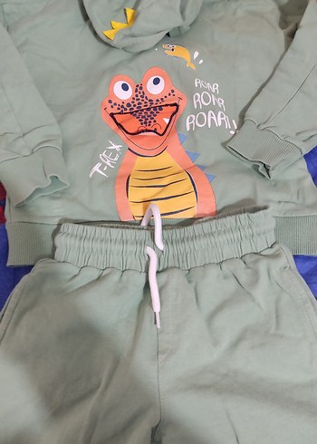 Erkek Çocuk Renkli Baskılı Sweatshirt - Görsel 3